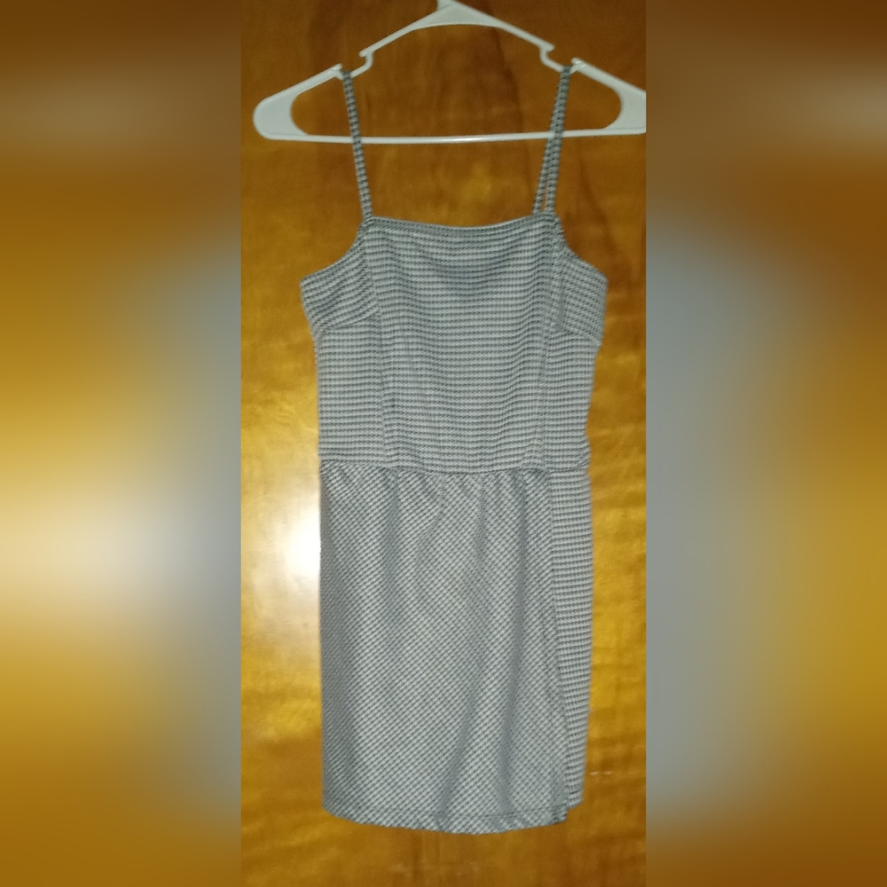 Women's Rue21 Black and White Checkered Print Stretchy Romper Medium
